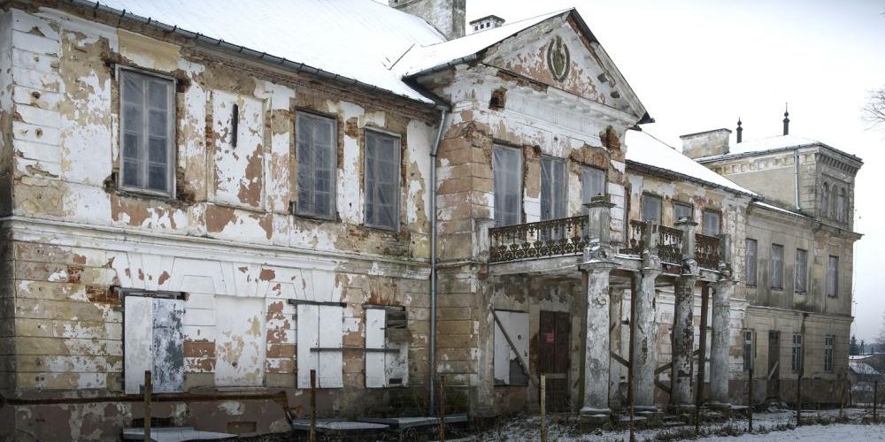 Pałac w Mordach przedstawia obraz rozpaczliwy. Fot. Janusz Mazurek - fot. 