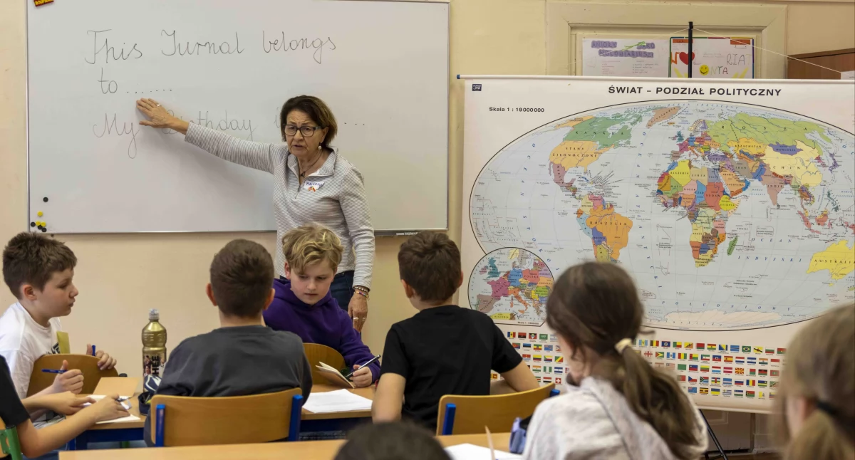 Lekcje języka  angielskiego w Siennicy   fot. Eliza Rokicka   Lokalna Organizacja Turystyczna Ziemi Mińskiej