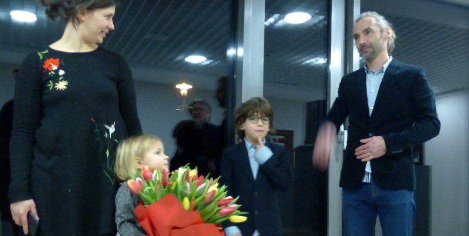 Michał Banaszek z żoną i dziećmi, fot. Aneta Abramowicz-Oleszczuk