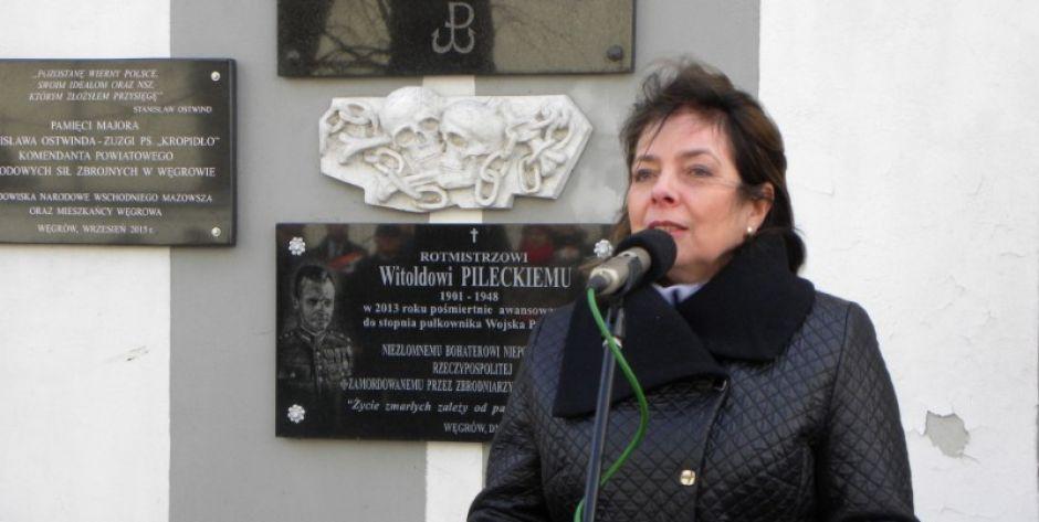 Przemawia starosta węgrowska Ewa Besztak.   fot. sej