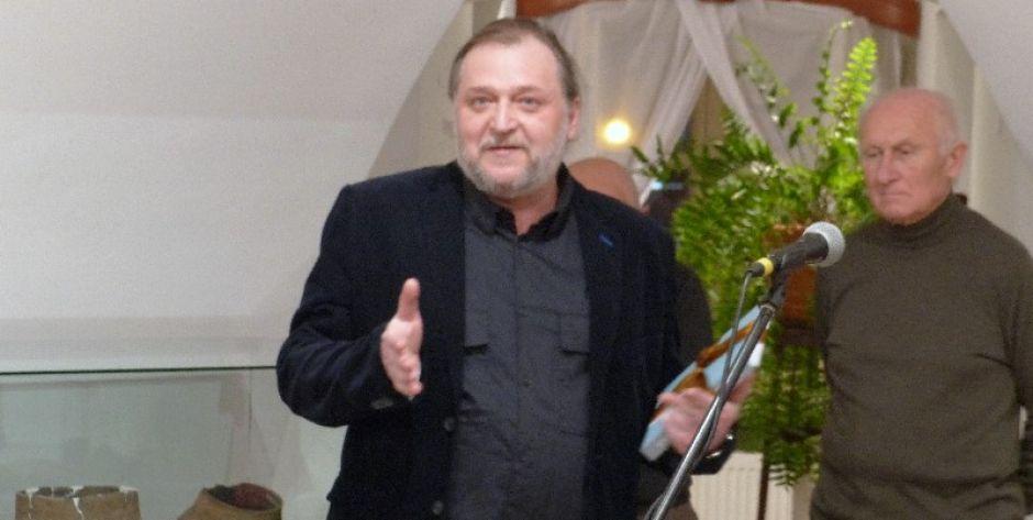 Krzysztof Rukasz otwiera wystawę swoich prac, fot. Ana