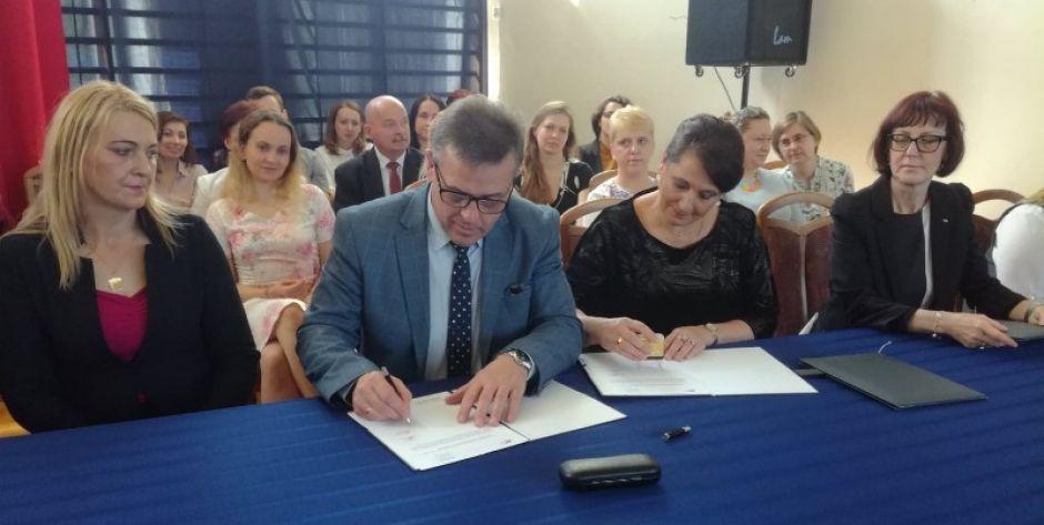 Podpisanie listu intencyjnego fot. Siriss