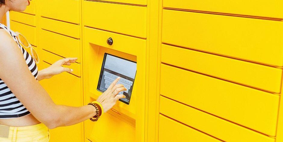 Jak odbierać paczki z Paczkomatów Inpost? - fot. l