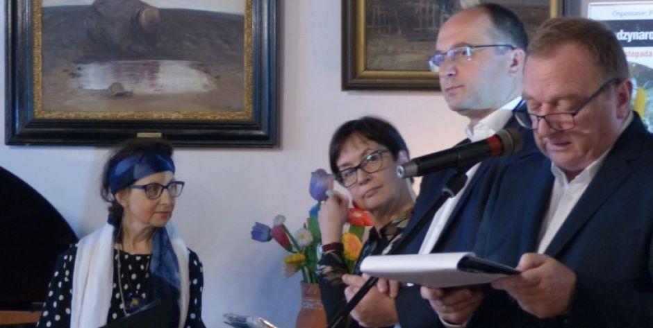 Na zdjęciu od lewej: Jadwiga Maria Jarosiewicz, Beata Zdrodowska, Andrzej Rymuza i Marek Błaszczyk, fot. Ana 