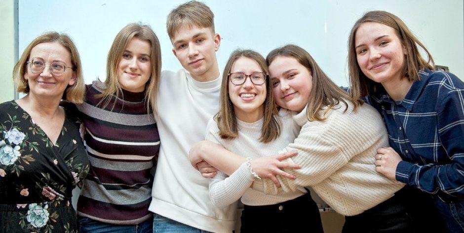 Monika Kamont, Kamila Maciejak, Konrad Maciejewski, Aleksandra Drabińska, Aleksandra Kaniewska i Anna Gochnio fot. Aga Król