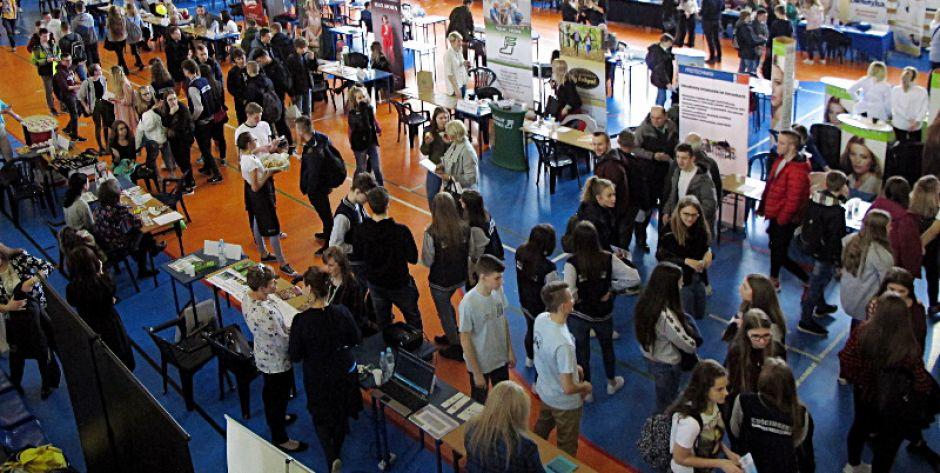 Podczas ubiegłorocznych Targów Pracy i Edukacji w Zespole Szkół nr 1 w Łukowie. Fot. PGL