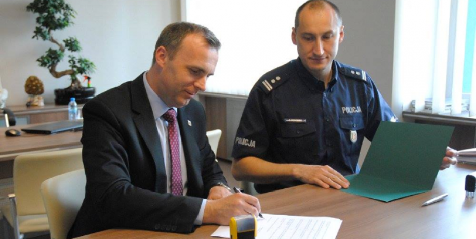 Wójt dyscyplinuje - fot. UG