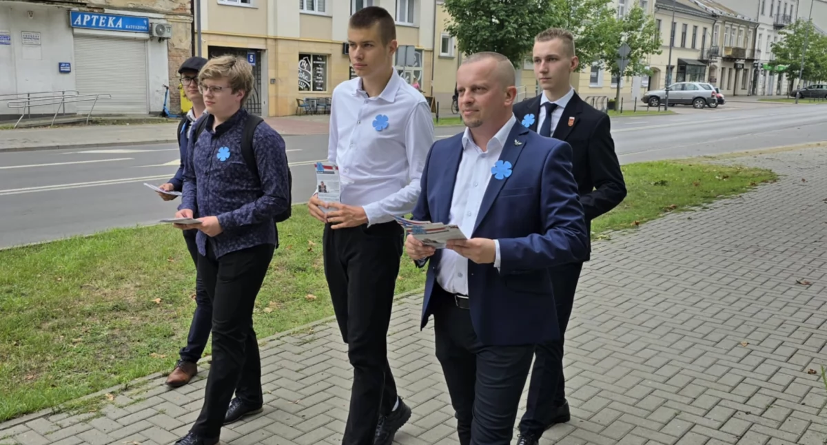 Członkowie Ruchu Narodowego