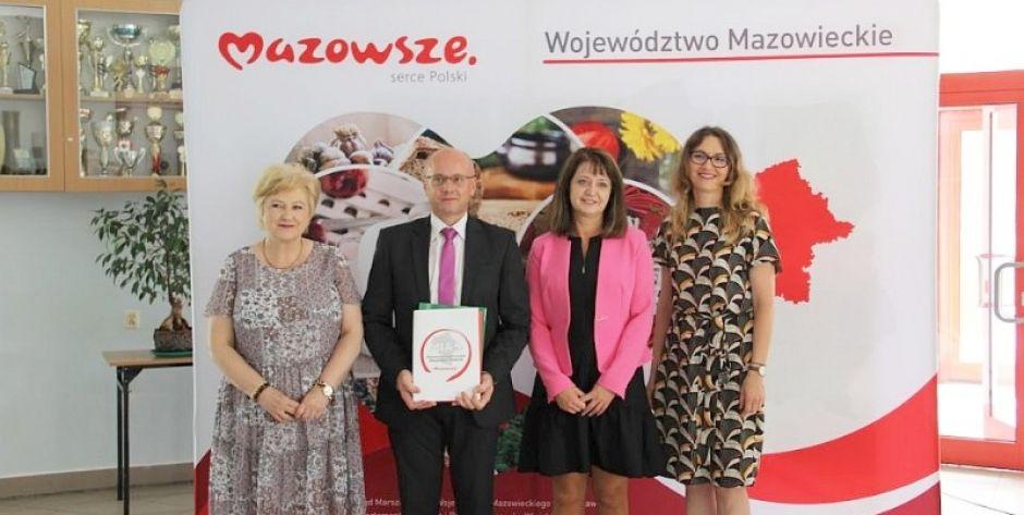 Po podpisaniu umowy - fot. UG Sokołów Podl.