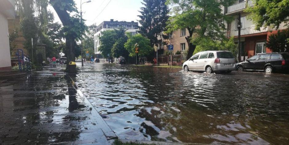 Zalana ul. Wyszyńskiego w Mińsku (fot. Aga Król)