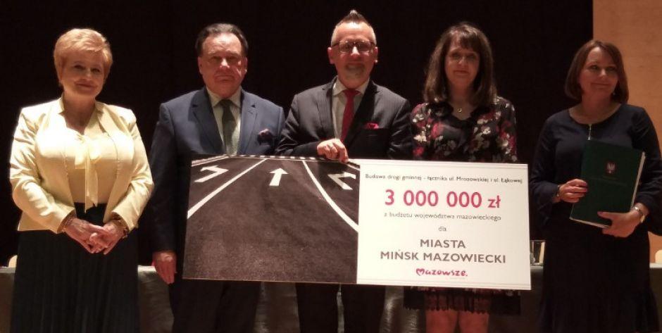 uroczystość w Miejskiej Szkole Artystycznej w Mińsku Mazowieckim - fot. arch
