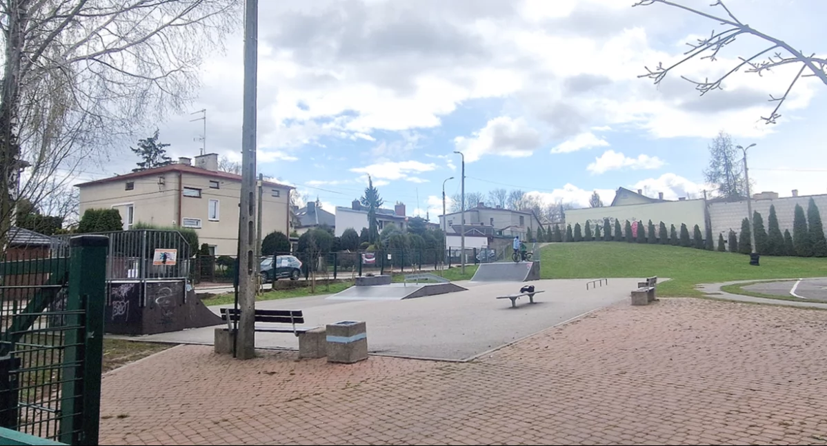 Interwencje , Sokołów Podlaski; Skate młodzieży koszmar okolicznych mieszkańców - zdjęcie, fotografia
