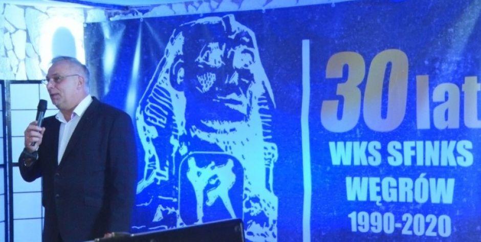 Prezes Wojciech Górecki przemawia podczas jubileuszu klubu.  fot. Wiesław Gromek - fot. Wiesław Gromek
