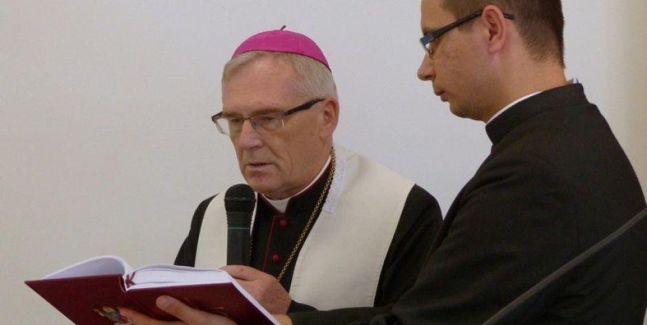 Bp Kazimierz Gurda i ks. Paweł Wojdat, fot. Ana