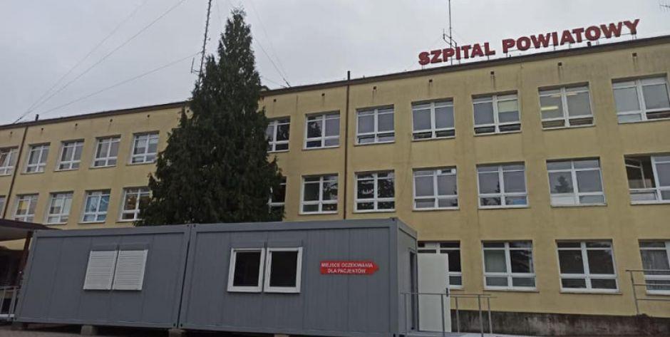 kontenery przy SPZOZ - fot. SPZOZ