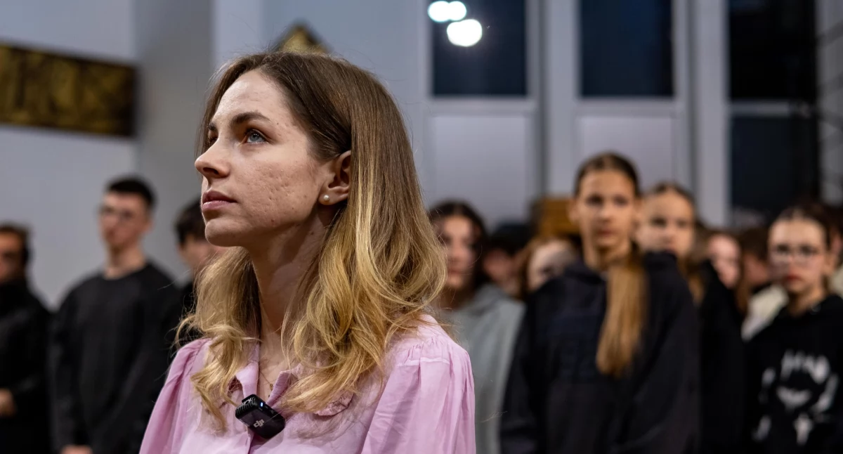 Patrycja Porębska na Nocnym Czuwaniu Młodych: „Uczenie się komunikacji to piękna droga doskonalenia się w miłości” - fot. Dominik Szydłowski
