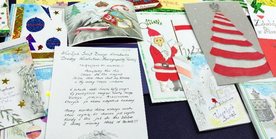 Kartki przygotowane dla Kombatantów przez osadzonych w Zakładzie Karnym w Siedlcach, fot. Ana