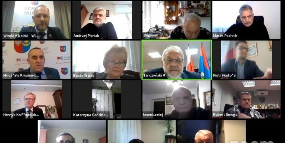 oststania sesja rady powiatu - fot. Powiat