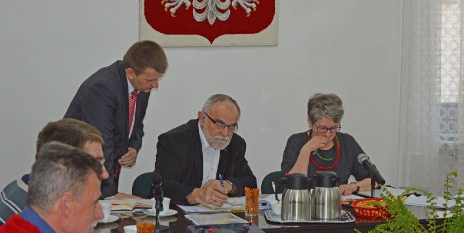 Wójt podczas sesji - fot. UG