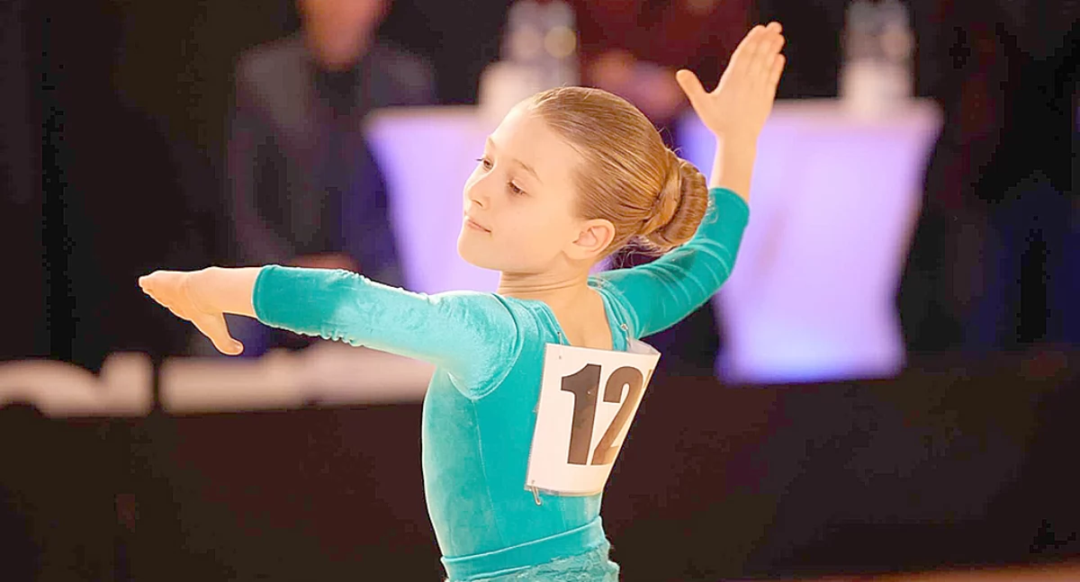 Kornelia Nikitiuk kocha taniec towarzyski.