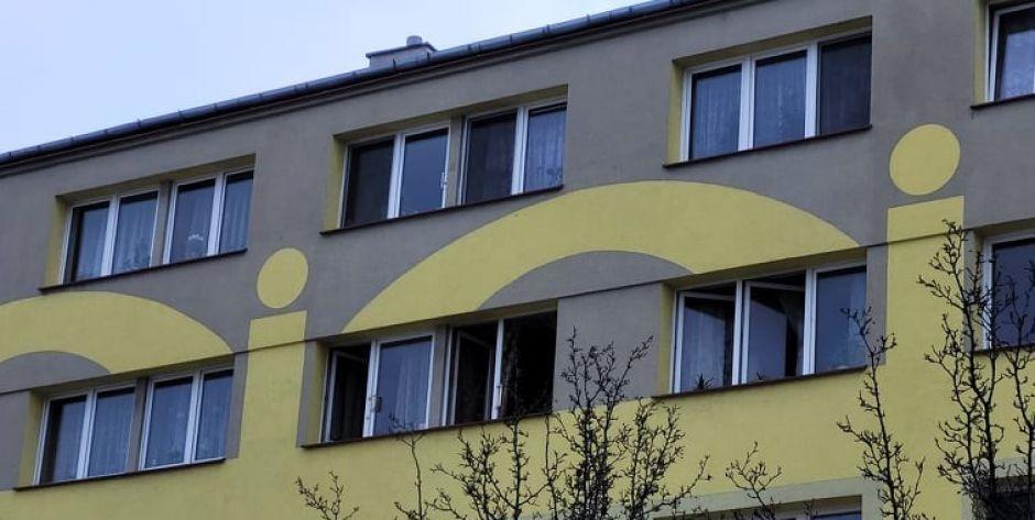 W tym bloku  w Siedlcach doszło do tajemniczej śmierci trzech osób fot. Aga Król