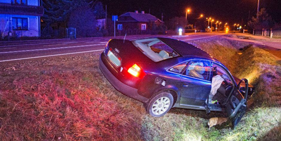 Kierowca uciekł z miejsca zdarzenia - fot. Aga Król