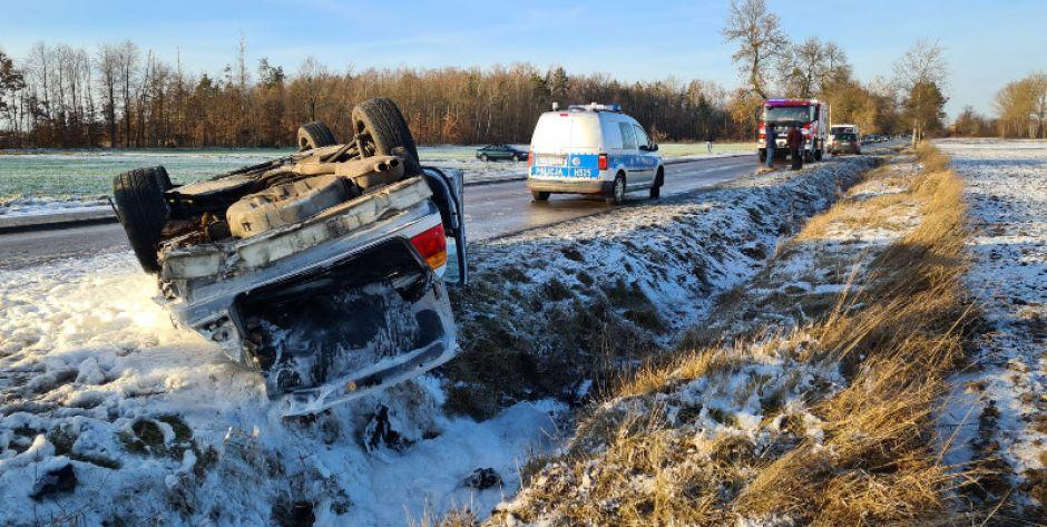 Dachowanie w miejscowości Zakrze - fot. PSP Łosice - fot. j