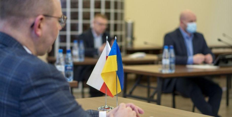 Burmistrz i radni na sesji. Fot. UM Łuków - fot. UM Łuków