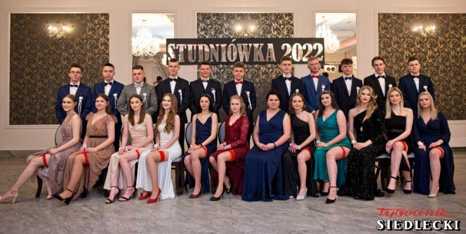Studniówka w Żółkiewskim - fot. Aga Król