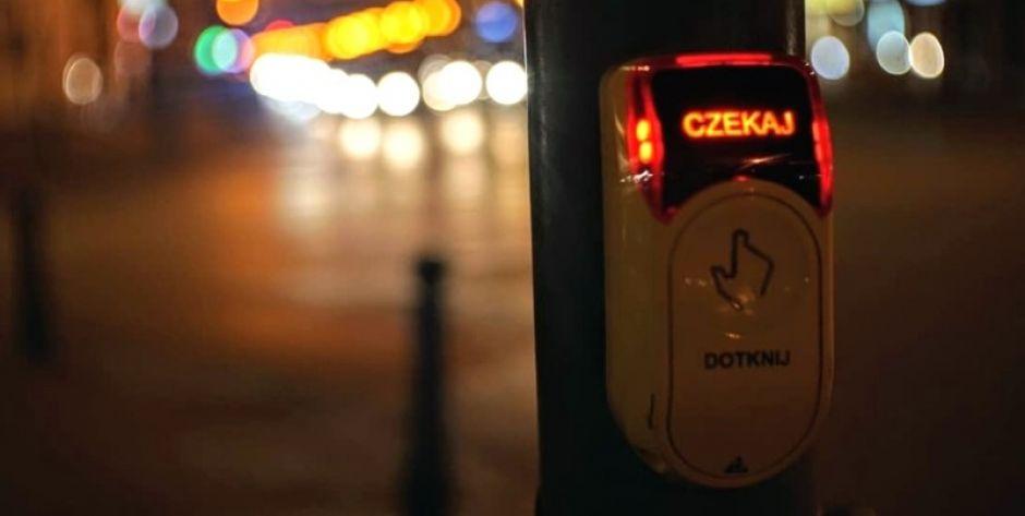Chęć przejścia ponownie należy zgłaszać naciskając przycisk. (fot. Pyt)