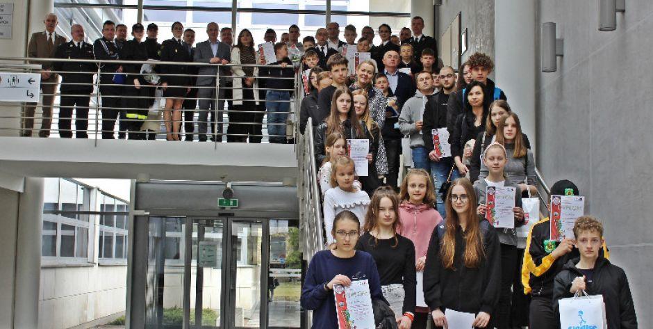 Eliminacje powiatowe Ogólnopolskiego Turnieju Wiedzy Pożarniczej „Młodzież Zapobiega Pożarom”  - fot. s