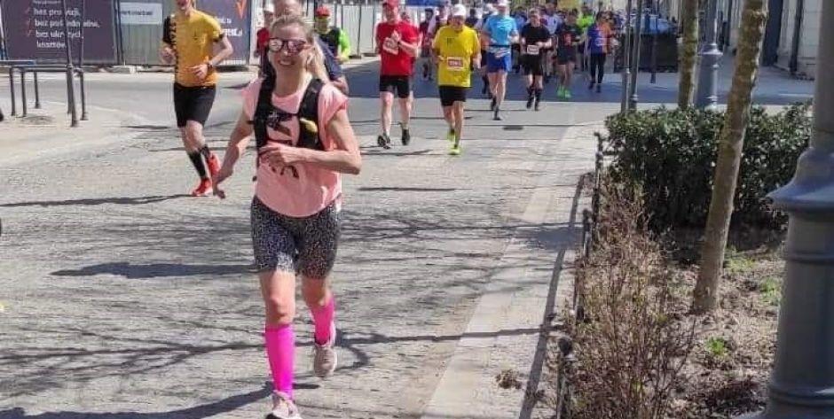 Monika Kędziora na trasie maratonu.  fot. arch, - fot. .