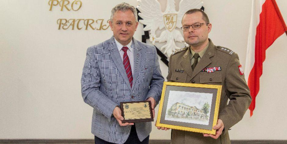 Liceum Żółkiewskiego pod patronatem Wojskowej Akademii Technicznej - fot. x