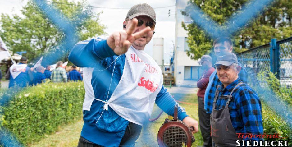 Związkowcy Mostostalu Siedlce wsparli protestujących z Altradu Mostostal - fot. Aga Król