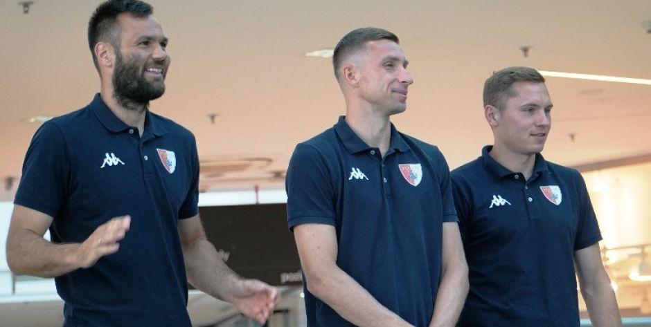 Liderzy Pogoni: od lewej Tomasz Lewandowski, Maciej Wichtowski i Cezary Demianiuk.  Fot. Siriss