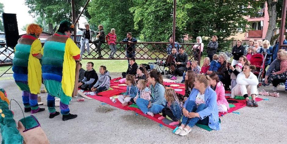 Festiwal Wędrująca Kraina Bajek w Ostrówku.  fot. arch MiGOK w Łochowie  - fot. .