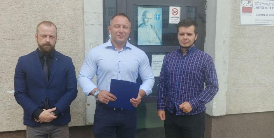 Od lewej: Mateusz Kauczor, Artur Jóźwiak, Paweł Wyrzykowski fot. pyt