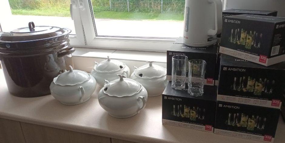 Zakupione dzięki grantowi produktu będą służyły KGW w Rososzy i wszystkim mieszkańcom tej miejscowości. - fot. KGW Siew z Rososzy
