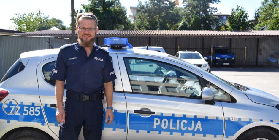  Policjant uratował mężczyźnie życie - asp. sztab.Tomasz Sujak  - fot. j