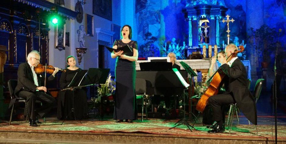 Koncert muzyki Ennio Morricone w Bazylice Mniejszej w Węgrowie. fot. sej