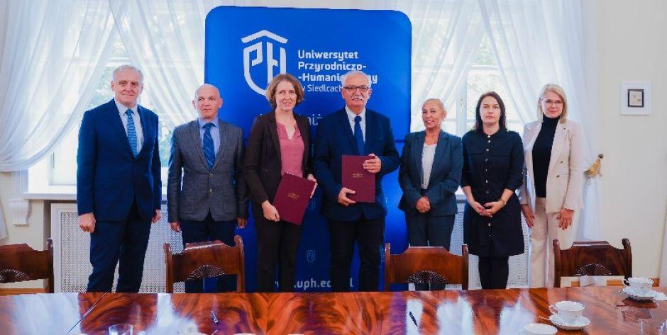 UPH nawiązał współpracę w Wojskową Akademią Lotniczą! (fot. UPH) - fot. UPH