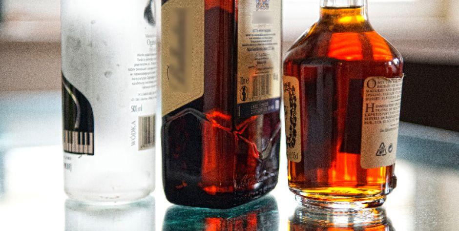 Kradły drogi alkohol. Usłyszały zarzut kradzieży i kradzieży rozbójniczej - zdjęcie symboliczne - fot. Aga Król
