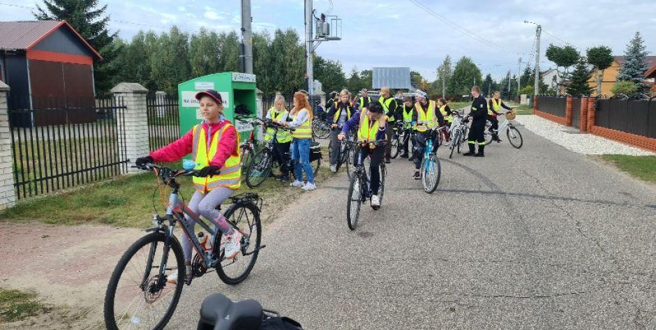 Uczestnicy rajdu na trasie. fot. Jarosław Kokosza - fot. .