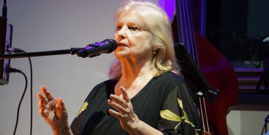 Stanisława Celińska w klasztorze w Węgrowie. fot. sej