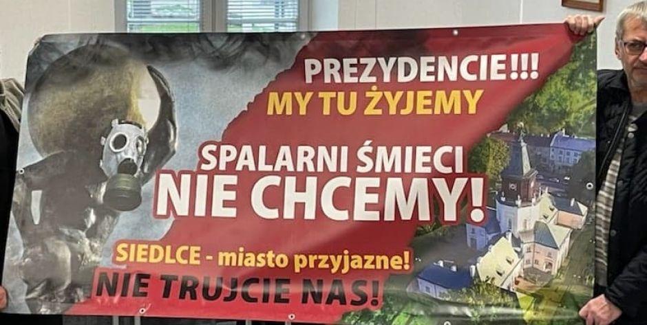 Mieszkańcy nie chcą budowy spalarni w Siedlcach! Fot. JJ