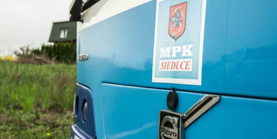 Dodatkowe linie na Wszystkich Świętych w Siedlcach Fot Pyt
