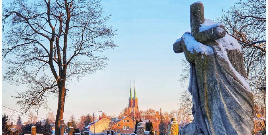 Zmiana organizacji ruchu przy siedleckich cmentarzach. Mapki i opis trasy dojazdów - fot. Aga Król