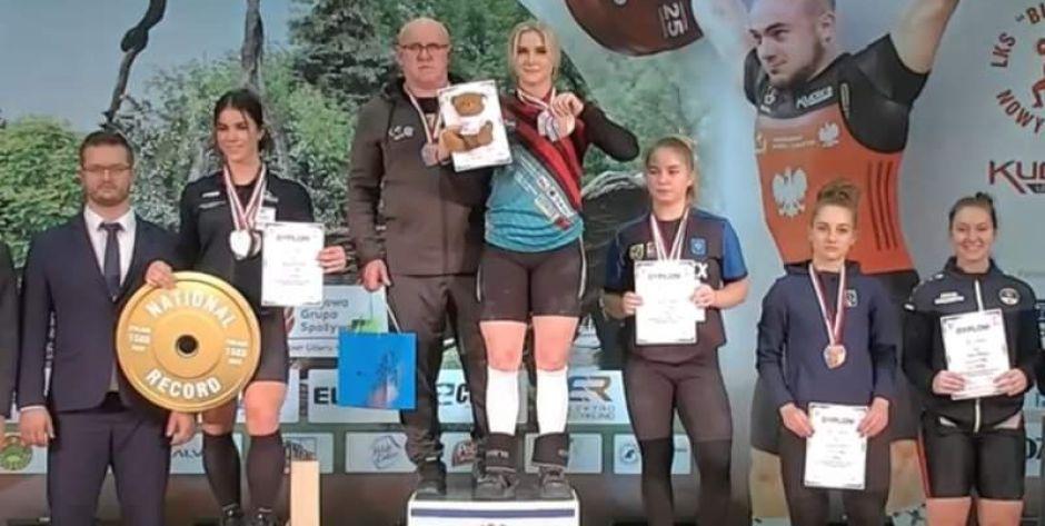 Martyna Dołęga srebrną medalistką mistrzostw Polski  - fot. Bbs