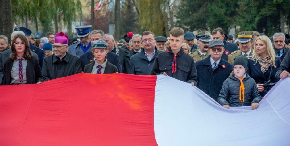 Debiuty fotograficzne Miłosza Omelaniuka - relacja z Dnia Niepodległości w Siedlcach - fot. n
