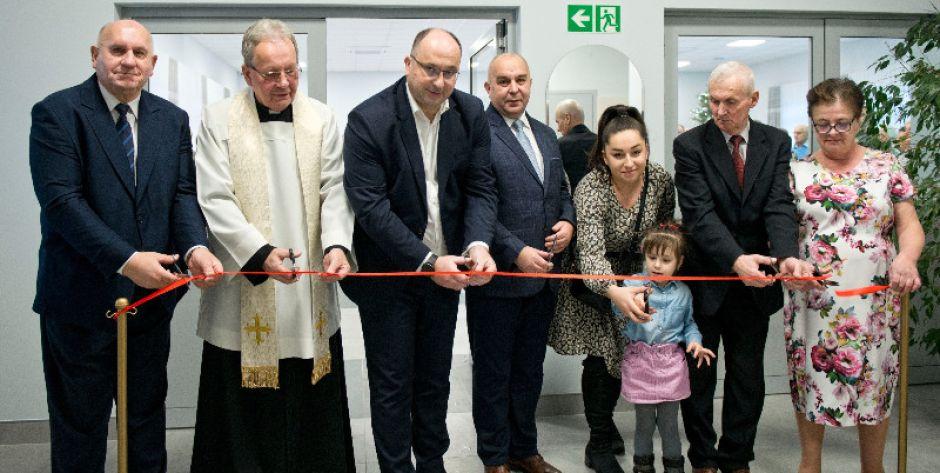 W Ujrzanowie otwarto nową świetlicę. Wspólne kolędowanie - fot. Aga Król